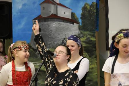 Potujemo v Kamnik. Kdo gre z nami (13)